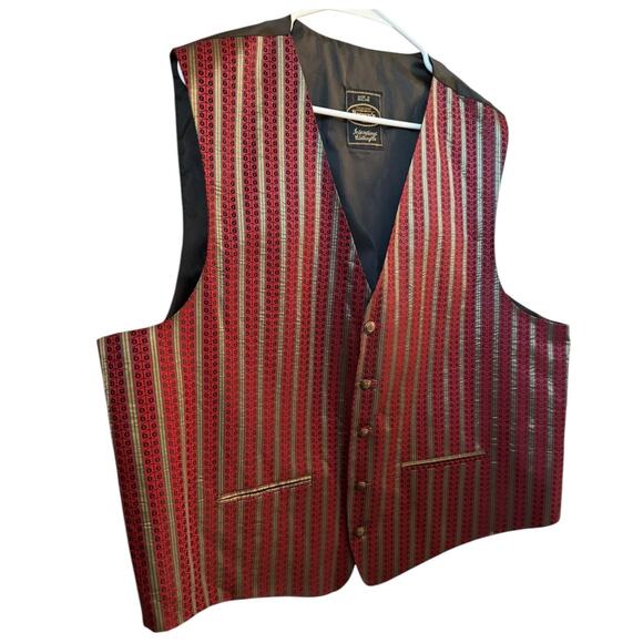 Men's Striped Red Vest - Picture 4 of 15